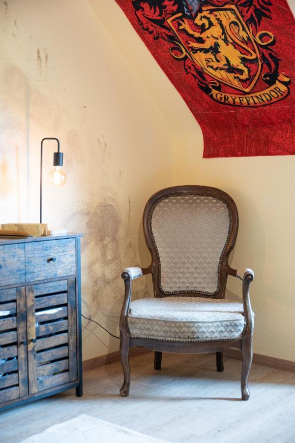 - Magical Harry Potter Apartment In Duisburg - 2 Mins Central Station Hbf - Kingsize Bed & Netflix - Dış mekan fotoğraf